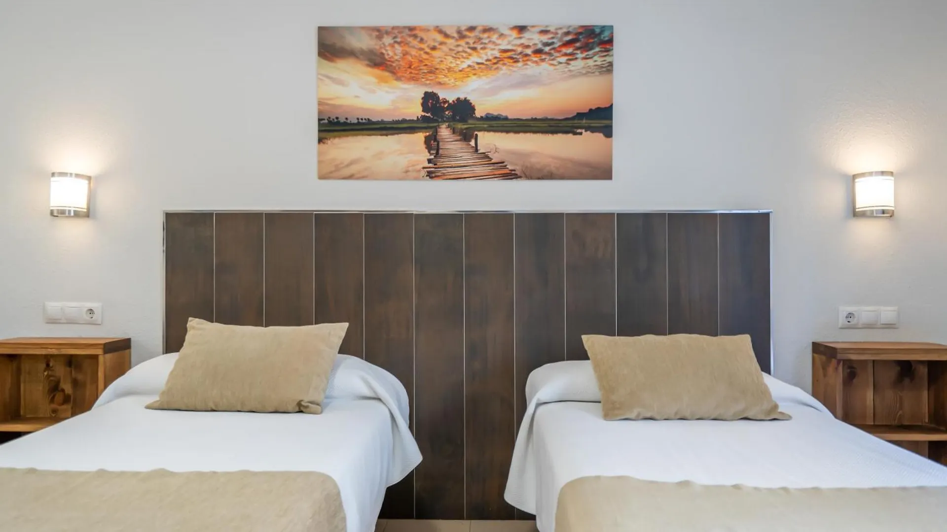 Apartamentos Puerta Del Sur Sevilla Spanien
