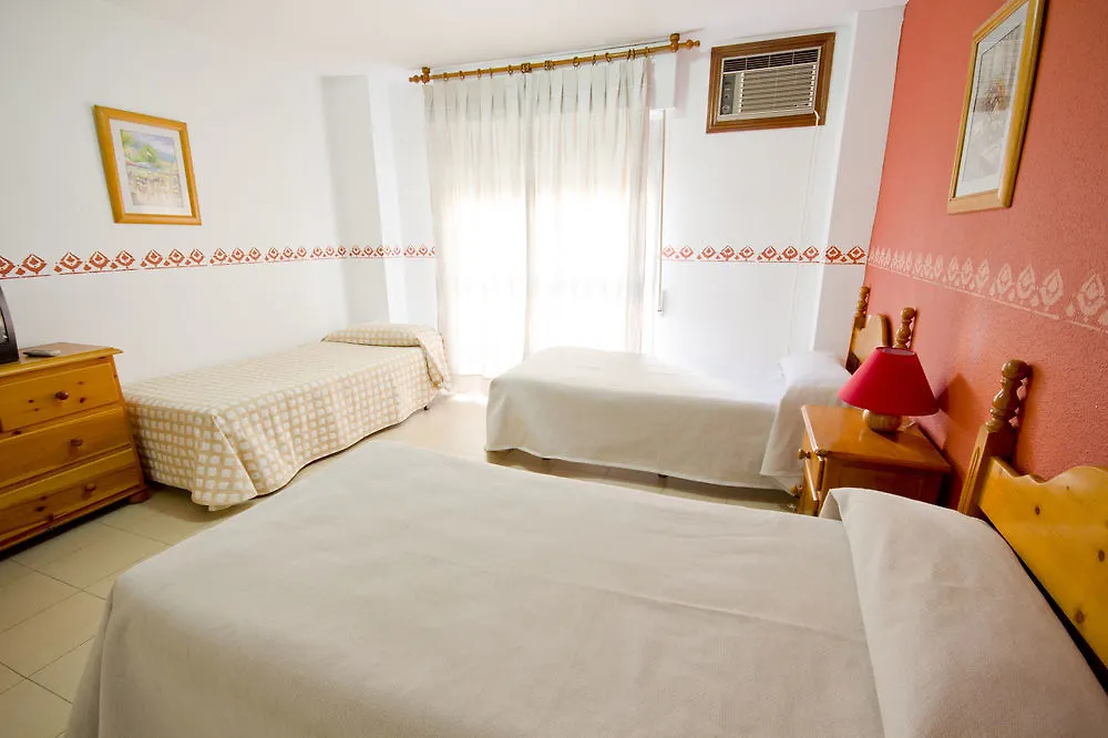 Apartamentos Puerta Del Sur Sevilla 0*,  Spanien