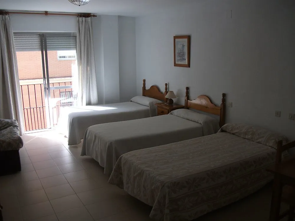 Apartamentos Puerta Del Sur Севилья Апартаменты